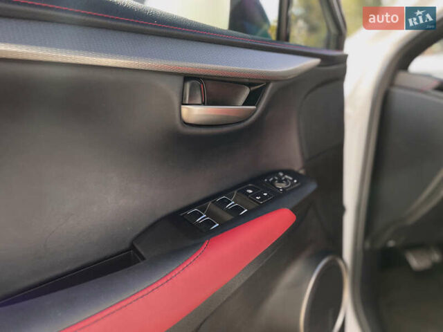 Білий Лексус НХ, об'ємом двигуна 2 л та пробігом 65 тис. км за 31500 $, фото 19 на Automoto.ua