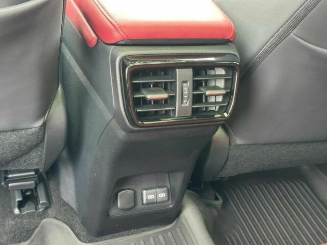 Білий Лексус НХ, об'ємом двигуна 2.4 л та пробігом 10 тис. км за 19000 $, фото 14 на Automoto.ua