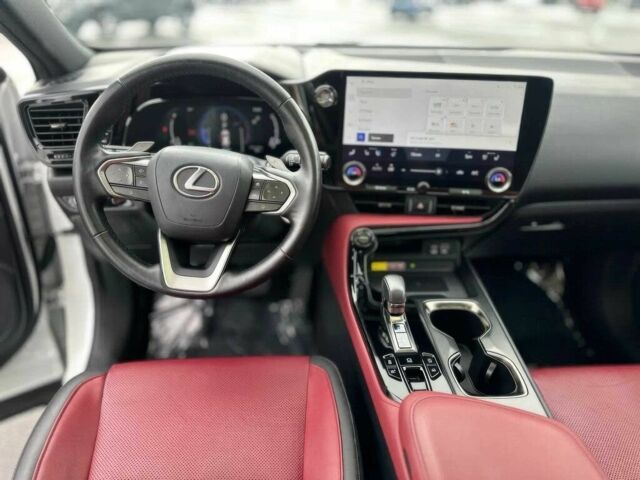 Білий Лексус НХ, об'ємом двигуна 2.4 л та пробігом 10 тис. км за 19000 $, фото 11 на Automoto.ua