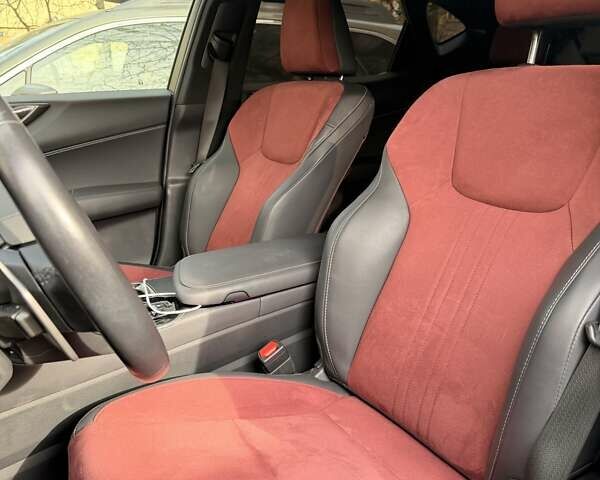 Білий Лексус НХ, об'ємом двигуна 1.99 л та пробігом 40 тис. км за 40000 $, фото 5 на Automoto.ua