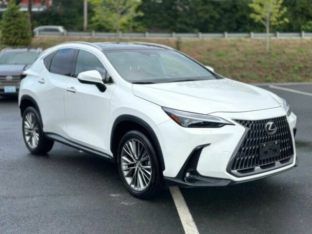 Білий Лексус НХ, об'ємом двигуна 2.4 л та пробігом 10 тис. км за 19000 $, фото 2 на Automoto.ua