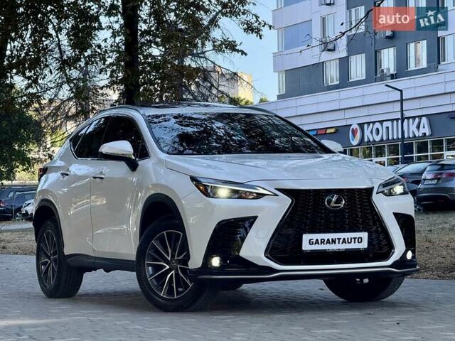 Білий Лексус НХ, об'ємом двигуна 2.49 л та пробігом 11 тис. км за 49999 $, фото 29 на Automoto.ua