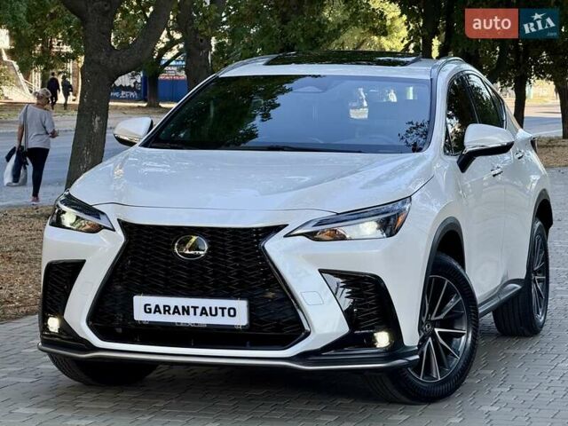 Білий Лексус НХ, об'ємом двигуна 2.49 л та пробігом 11 тис. км за 49999 $, фото 21 на Automoto.ua