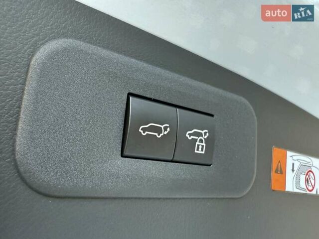 Білий Лексус НХ, об'ємом двигуна 2.49 л та пробігом 11 тис. км за 49999 $, фото 43 на Automoto.ua