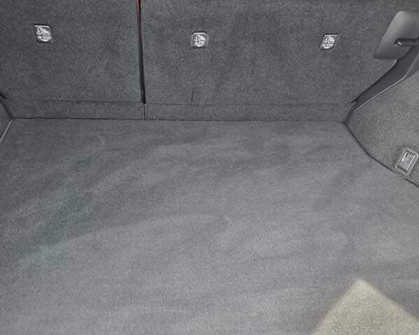 Білий Лексус НХ, об'ємом двигуна 2.49 л та пробігом 17 тис. км за 71000 $, фото 26 на Automoto.ua