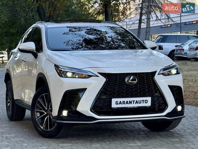 Білий Лексус НХ, об'ємом двигуна 2.49 л та пробігом 11 тис. км за 49999 $, фото 33 на Automoto.ua