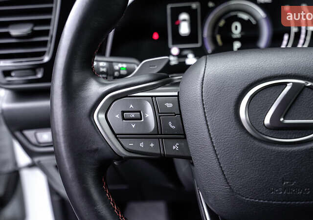 Белый Лексус НХ, объемом двигателя 2.49 л и пробегом 60 тыс. км за 57931 $, фото 19 на Automoto.ua