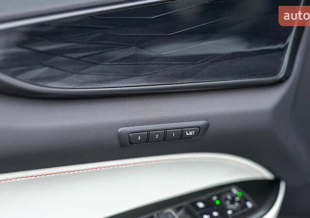 Белый Лексус НХ, объемом двигателя 2.49 л и пробегом 60 тыс. км за 57931 $, фото 14 на Automoto.ua