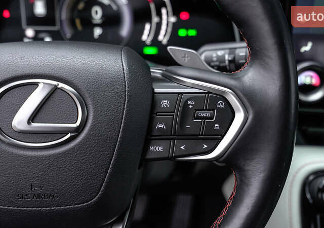 Белый Лексус НХ, объемом двигателя 2.49 л и пробегом 60 тыс. км за 57931 $, фото 20 на Automoto.ua