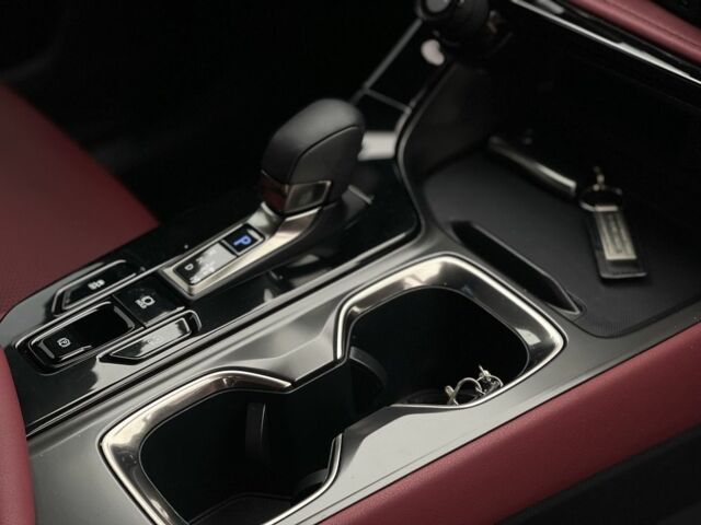 Білий Лексус НХ, об'ємом двигуна 2.5 л та пробігом 14 тис. км за 39900 $, фото 12 на Automoto.ua