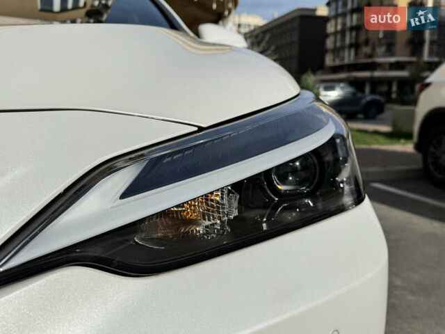 Белый Лексус НХ, объемом двигателя 2.49 л и пробегом 8 тыс. км за 68700 $, фото 14 на Automoto.ua