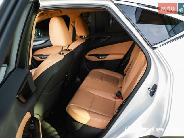 Лексус НХ 2024 у Дніпро (Дніпропетровську) на Automoto.ua Білий Лексус НХ, об'ємом двигуна 2.49 л та пробігом 14 тис. км за 57300 $, фото 16 на Automoto.ua