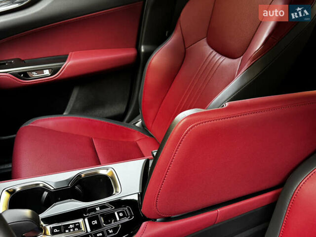 Белый Лексус НХ, объемом двигателя 2.49 л и пробегом 8 тыс. км за 68700 $, фото 48 на Automoto.ua