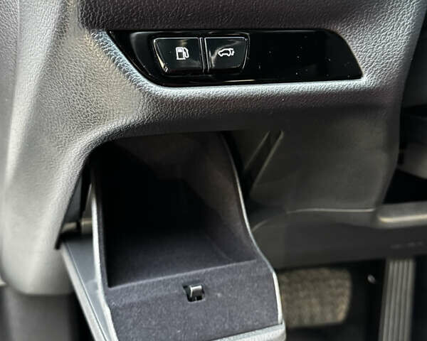 Белый Лексус НХ, объемом двигателя 2.49 л и пробегом 8 тыс. км за 68700 $, фото 85 на Automoto.ua