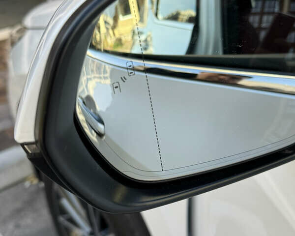 Белый Лексус НХ, объемом двигателя 2.49 л и пробегом 8 тыс. км за 68700 $, фото 97 на Automoto.ua