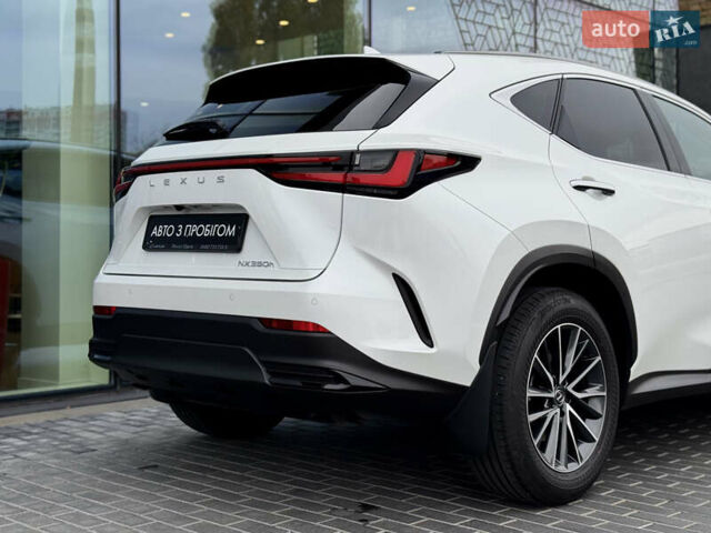 Білий Лексус НХ, об'ємом двигуна 2.49 л та пробігом 6 тис. км за 61300 $, фото 32 на Automoto.ua