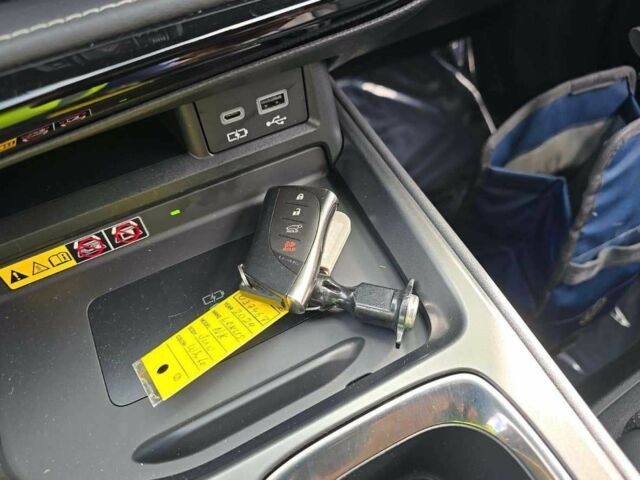 Белый Лексус НХ, объемом двигателя 0 л и пробегом 42 тыс. км за 48000 $, фото 11 на Automoto.ua