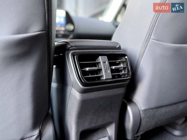 Білий Лексус НХ, об'ємом двигуна 2.49 л та пробігом 6 тис. км за 61300 $, фото 26 на Automoto.ua