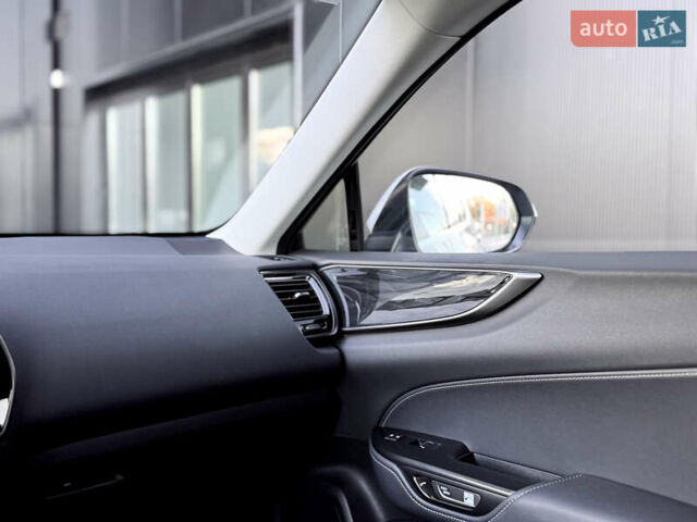 Білий Лексус НХ, об'ємом двигуна 2.49 л та пробігом 6 тис. км за 61300 $, фото 22 на Automoto.ua