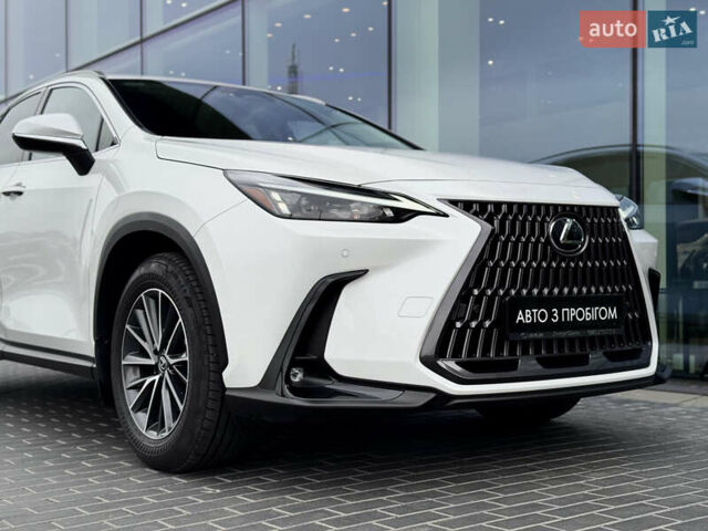 Білий Лексус НХ, об'ємом двигуна 2.49 л та пробігом 6 тис. км за 61300 $, фото 28 на Automoto.ua