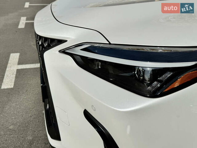 Белый Лексус НХ, объемом двигателя 2.49 л и пробегом 8 тыс. км за 68700 $, фото 15 на Automoto.ua