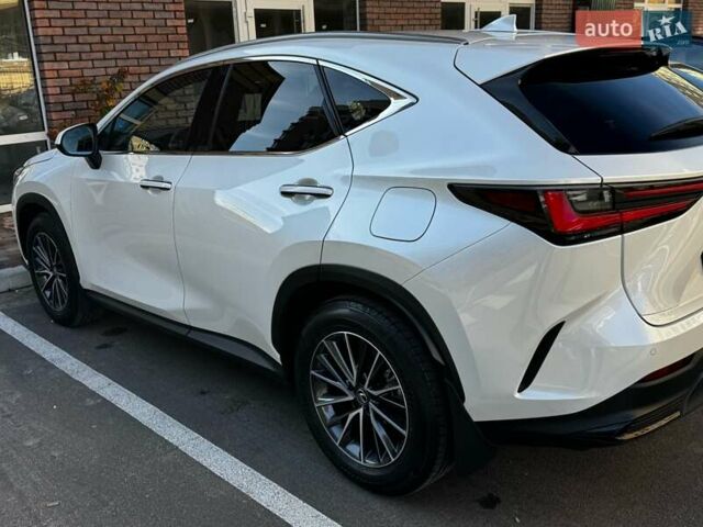 Белый Лексус НХ, объемом двигателя 2.49 л и пробегом 8 тыс. км за 68700 $, фото 99 на Automoto.ua