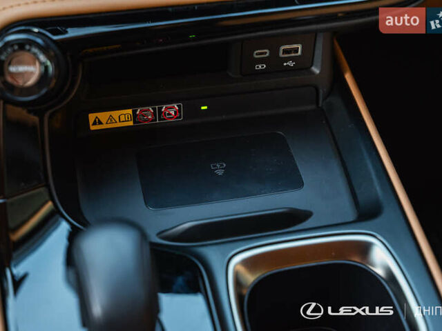 Лексус НХ 2024 у Дніпро (Дніпропетровську) на Automoto.ua Білий Лексус НХ, об'ємом двигуна 2.49 л та пробігом 14 тис. км за 57300 $, фото 30 на Automoto.ua