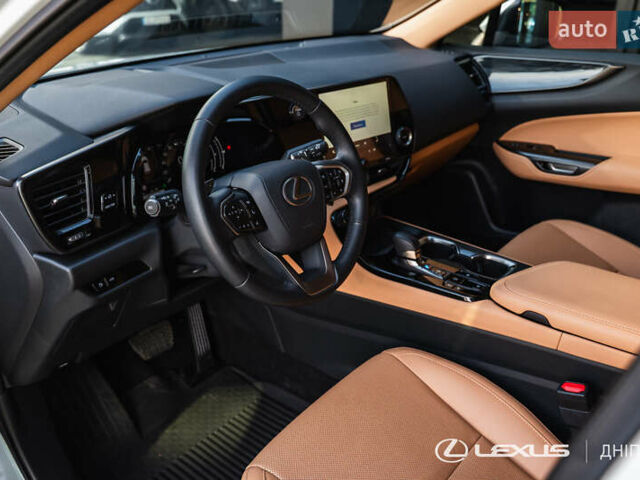 Лексус НХ 2024 у Дніпро (Дніпропетровську) на Automoto.ua Білий Лексус НХ, об'ємом двигуна 2.49 л та пробігом 14 тис. км за 57300 $, фото 14 на Automoto.ua
