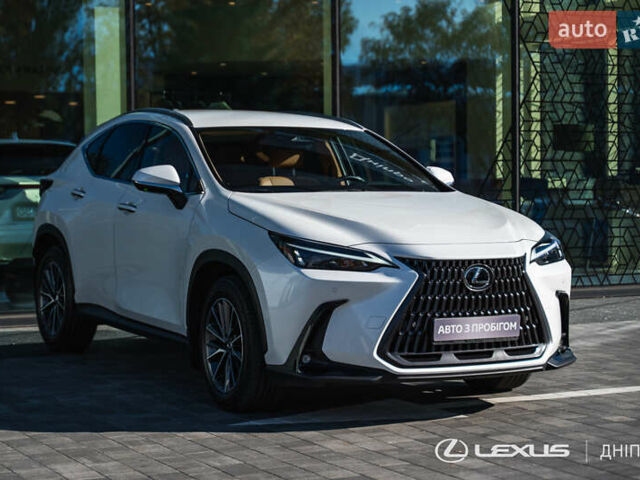 Лексус НХ 2024 у Дніпро (Дніпропетровську) на Automoto.ua Білий Лексус НХ, об'ємом двигуна 2.49 л та пробігом 14 тис. км за 57300 $, фото 4 на Automoto.ua