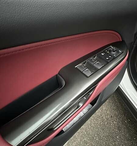 Белый Лексус НХ, объемом двигателя 2.49 л и пробегом 54 тыс. км за 56000 $, фото 21 на Automoto.ua