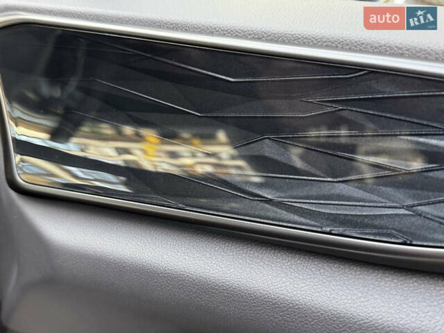 Белый Лексус НХ, объемом двигателя 2.49 л и пробегом 8 тыс. км за 68700 $, фото 63 на Automoto.ua