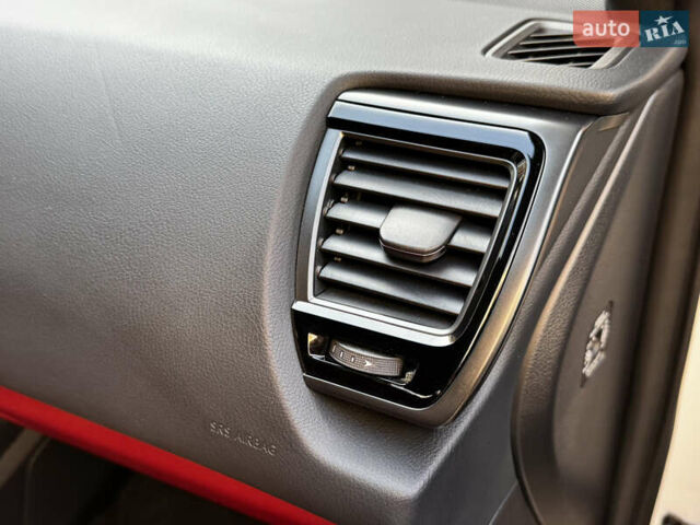 Белый Лексус НХ, объемом двигателя 2.49 л и пробегом 8 тыс. км за 68700 $, фото 64 на Automoto.ua