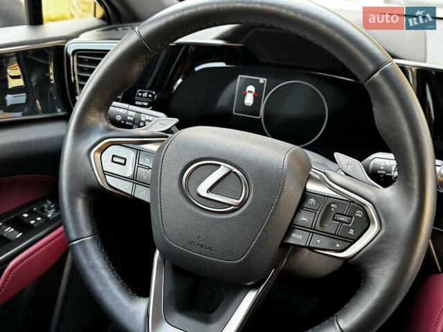 Белый Лексус НХ, объемом двигателя 2.49 л и пробегом 8 тыс. км за 68700 $, фото 81 на Automoto.ua