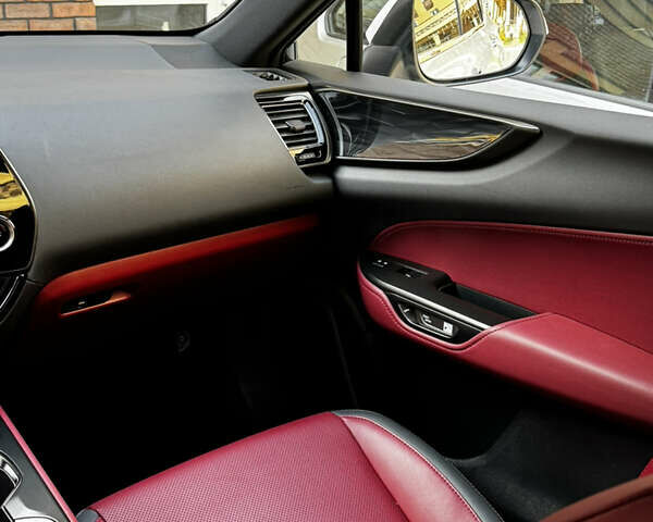 Белый Лексус НХ, объемом двигателя 2.49 л и пробегом 8 тыс. км за 68700 $, фото 52 на Automoto.ua