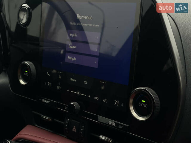 Білий Лексус НХ, об'ємом двигуна 2.49 л та пробігом 14 тис. км за 39900 $, фото 14 на Automoto.ua