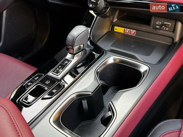 Белый Лексус НХ, объемом двигателя 2.49 л и пробегом 8 тыс. км за 68700 $, фото 80 на Automoto.ua