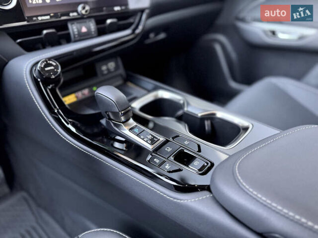 Білий Лексус НХ, об'ємом двигуна 2.49 л та пробігом 6 тис. км за 61300 $, фото 21 на Automoto.ua