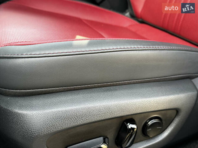 Белый Лексус НХ, объемом двигателя 2.49 л и пробегом 8 тыс. км за 68700 $, фото 46 на Automoto.ua