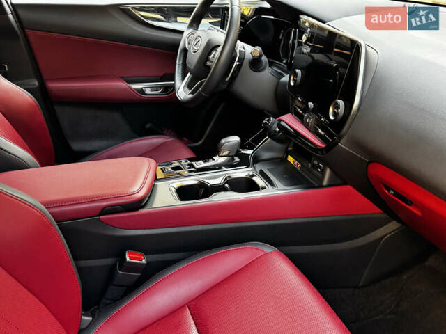 Белый Лексус НХ, объемом двигателя 2.49 л и пробегом 8 тыс. км за 68700 $, фото 69 на Automoto.ua