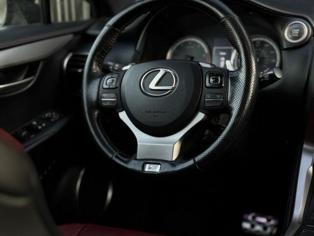 Бежевый Лексус НХ, объемом двигателя 2 л и пробегом 178 тыс. км за 21900 $, фото 3 на Automoto.ua