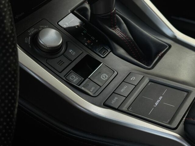 Бежевый Лексус НХ, объемом двигателя 2 л и пробегом 178 тыс. км за 21900 $, фото 8 на Automoto.ua