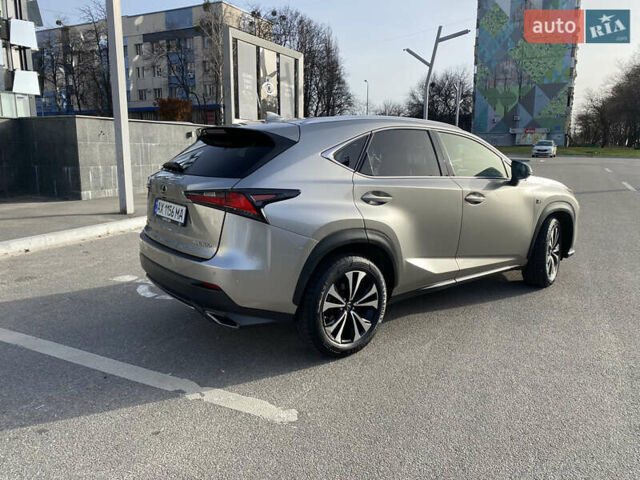 Бежевий Лексус НХ, об'ємом двигуна 2 л та пробігом 30 тис. км за 31500 $, фото 5 на Automoto.ua