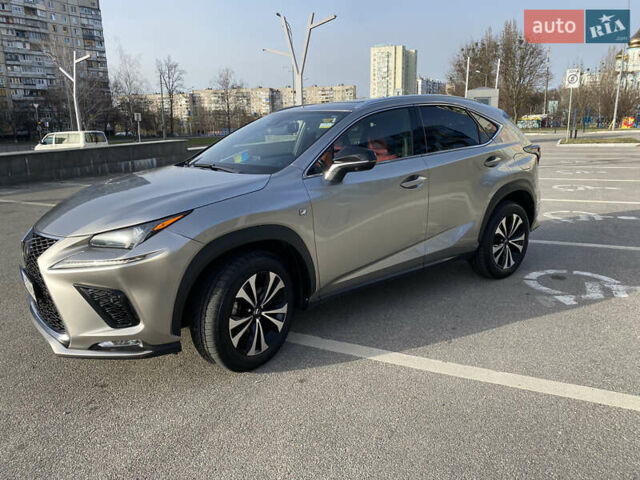 Бежевий Лексус НХ, об'ємом двигуна 2 л та пробігом 30 тис. км за 31500 $, фото 7 на Automoto.ua