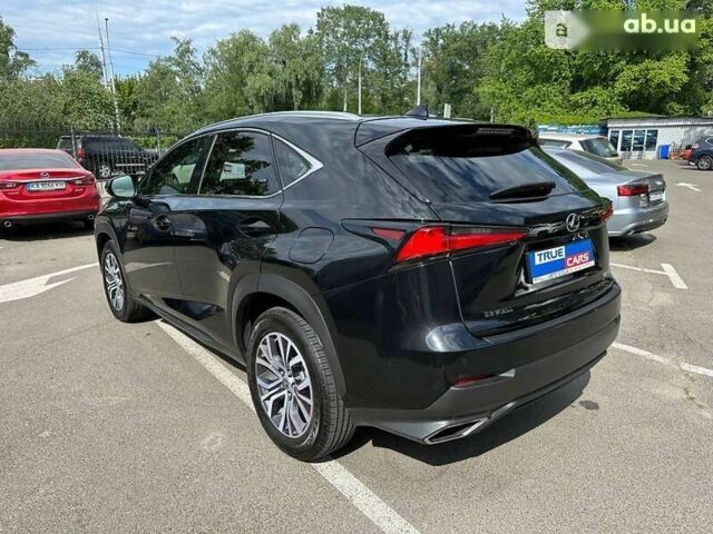 Чорний Лексус НХ, об'ємом двигуна 2 л та пробігом 38 тис. км за 34500 $, фото 4 на Automoto.ua