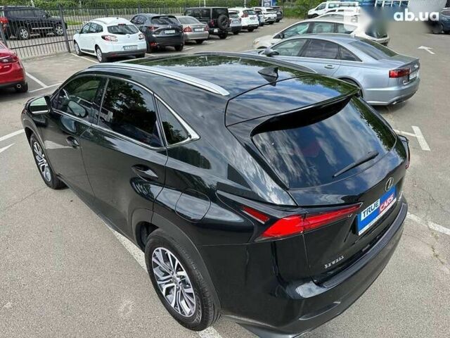 Чорний Лексус НХ, об'ємом двигуна 2 л та пробігом 38 тис. км за 34500 $, фото 8 на Automoto.ua