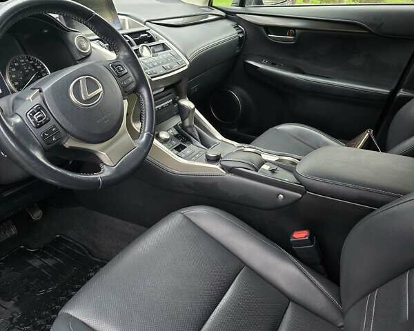 Черный Лексус НХ, объемом двигателя 2 л и пробегом 111 тыс. км за 21500 $, фото 11 на Automoto.ua