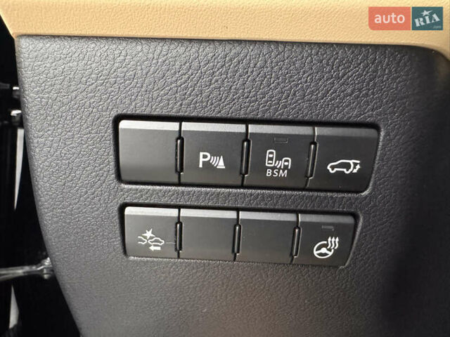 Черный Лексус НХ, объемом двигателя 2.5 л и пробегом 224 тыс. км за 24300 $, фото 39 на Automoto.ua