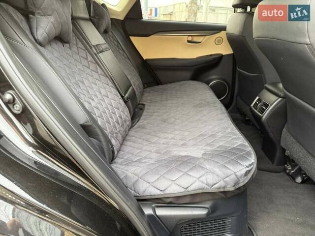 Черный Лексус НХ, объемом двигателя 2.49 л и пробегом 150 тыс. км за 27400 $, фото 9 на Automoto.ua