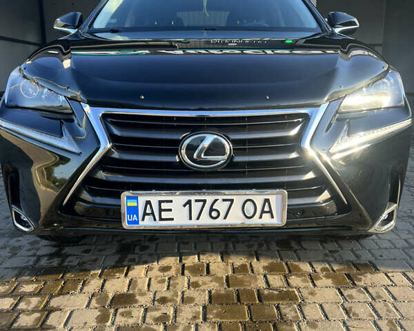 Чорний Лексус НХ, об'ємом двигуна 2 л та пробігом 178 тис. км за 22300 $, фото 1 на Automoto.ua