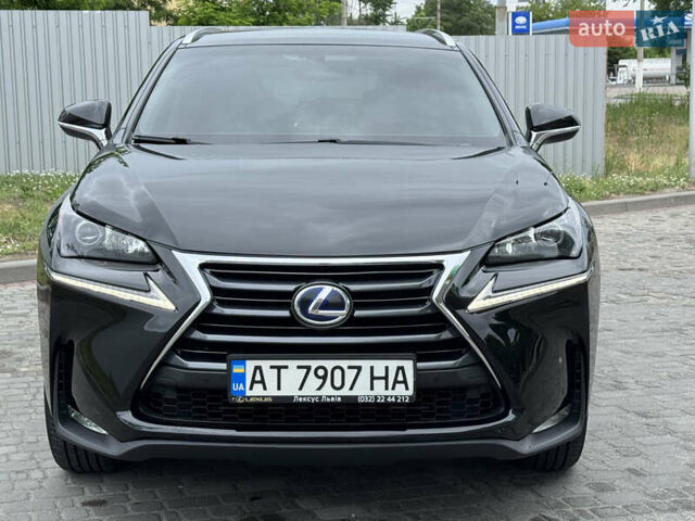 Черный Лексус НХ, объемом двигателя 2.49 л и пробегом 145 тыс. км за 27900 $, фото 4 на Automoto.ua